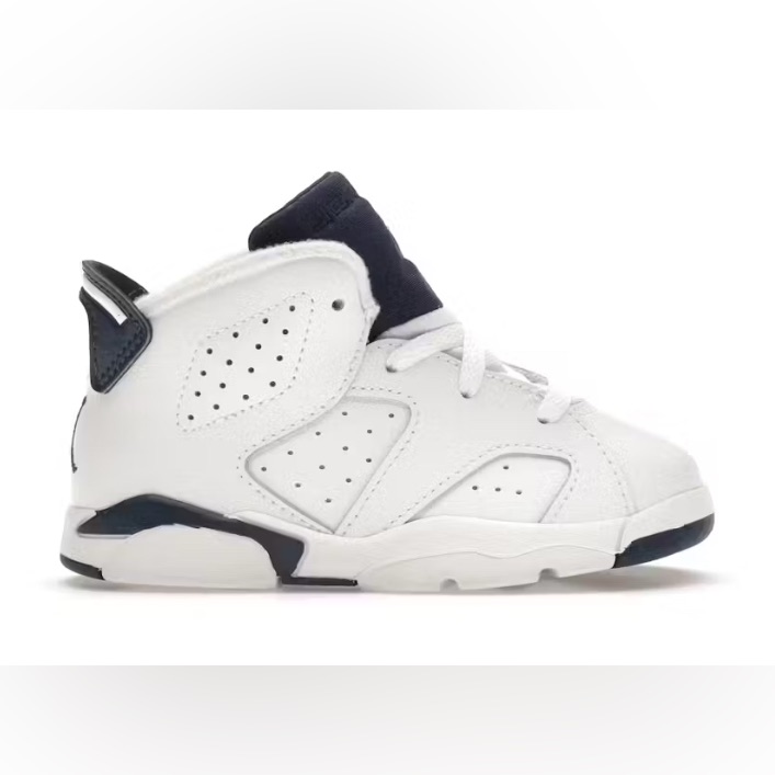 Jordan 6 Retro Midnight Navy Sneakers Size 5 Toddler